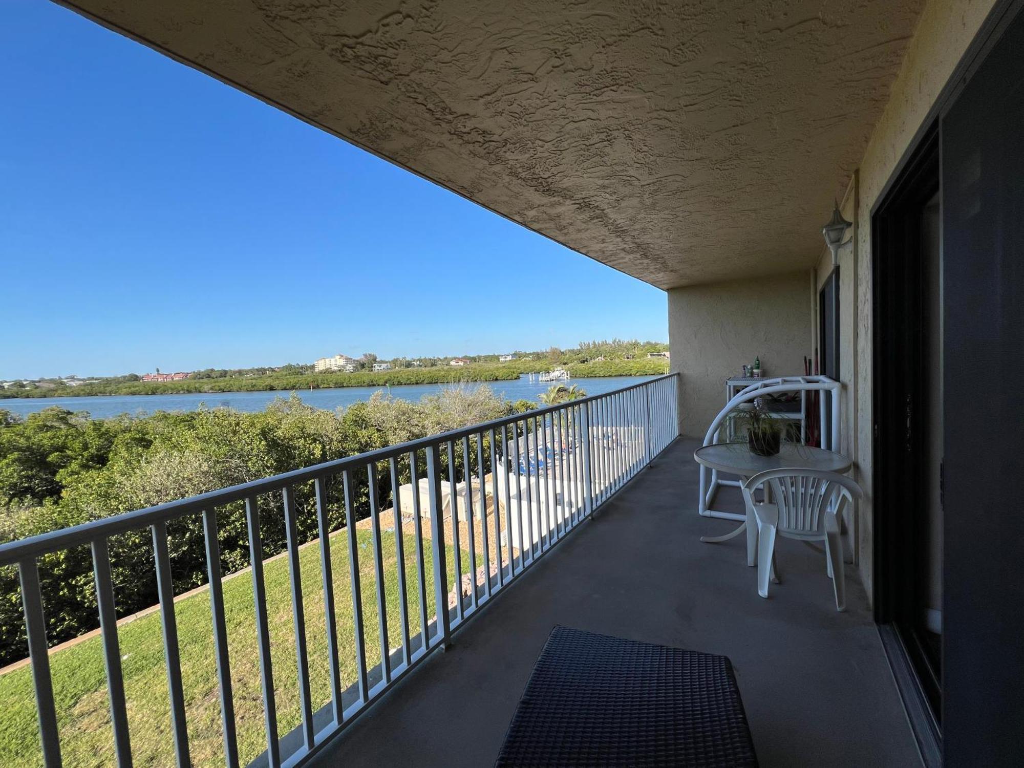 Bayshore Yatch Tennis Condo 2Br 3 Beds, Walking Distance To Beautiful Quite Beach Clearwater Beach Exterior foto